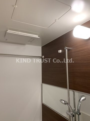 レオンコンフォート天神橋の浴室|落ち着いた空間のお風呂です