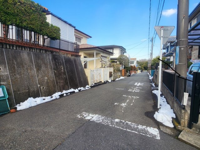 浄明寺　住環境良好な戸建の周辺|車両通行少なめ