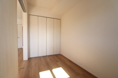 【洋室】 | エフ・なにわ