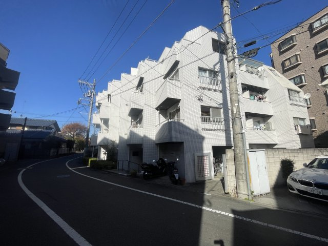 青梅市河辺町４丁目の賃貸マンション
