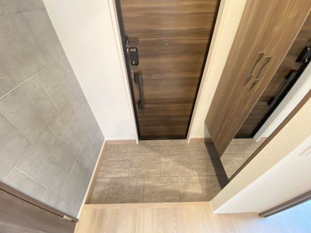 Dear Court大美野の玄関