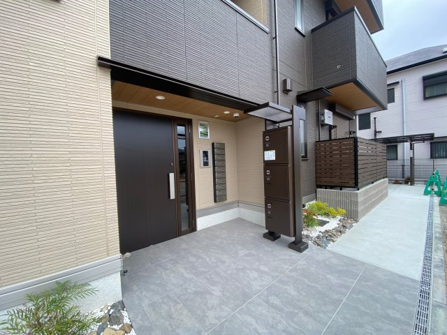 Dear Court大美野のエントランス