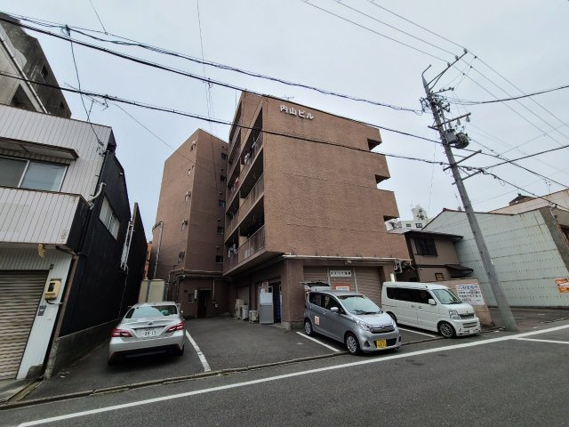 内山ビルの外観|内山ビル