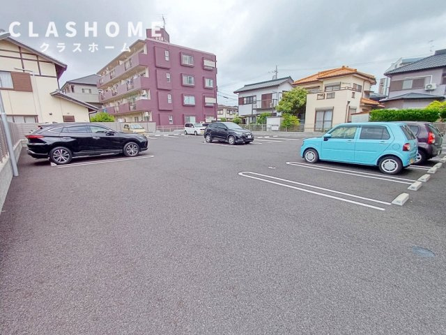メゾンドアミー　　刈谷市の賃貸ならクラスホーム刈谷店の駐車場