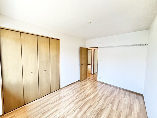 フォン・ブラウンの洋室|スタンダードな洋室です