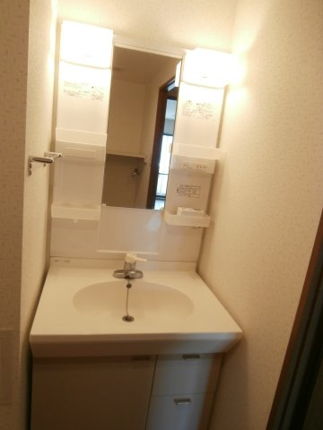 クレールノースヒルズの洗面所