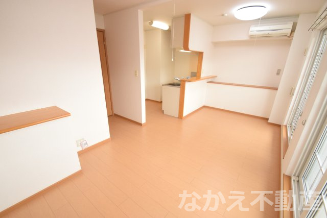 【洋室】 | 落ち着いた色調の洋室です