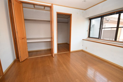 【洋室】 | 吉野町1丁目　戸建 | ２F洋室（東側）