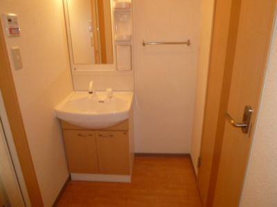 【洗面所】 | メゾン・ラヴィアンローズ