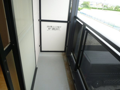 【バルコニー】 | メゾン・ラヴィアンローズ