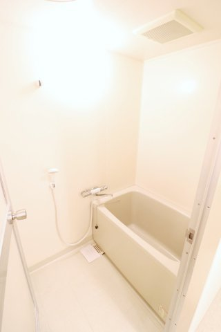 FINESQUARE（ファインスクエア）の浴室|別部屋写真