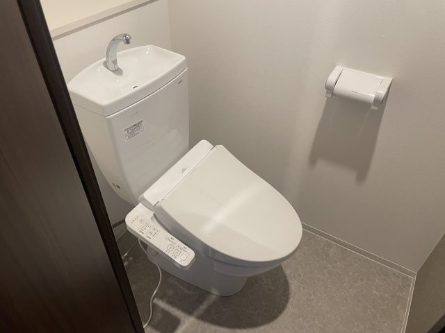 レジデンスh忍町のトイレ