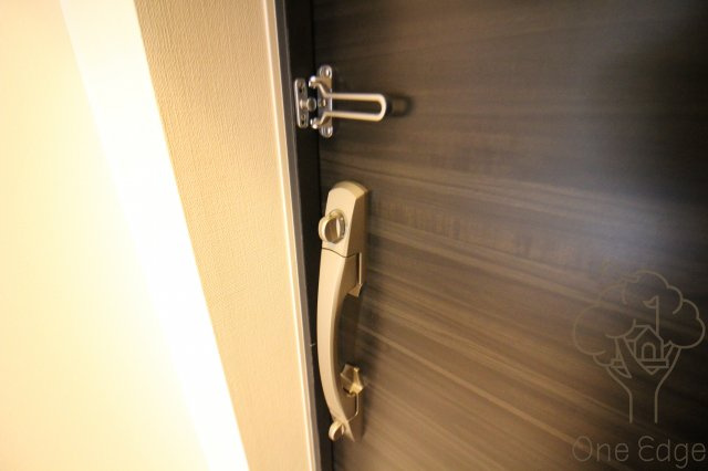 S-RESIDENCE新大阪Ridenteの玄関
