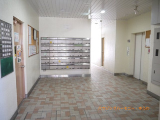 【エントランス】