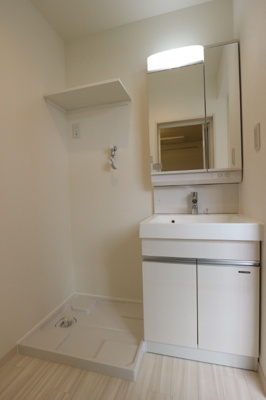 【独立洗面台】 | GRANDTIC プランタン井尻 | 別号室の写真になります。現況優先。