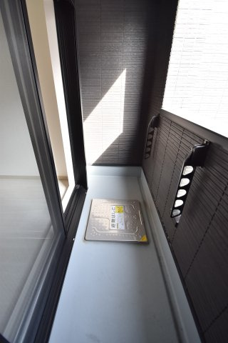 大阪市都島区都島南通１丁目のアパートのバルコニー