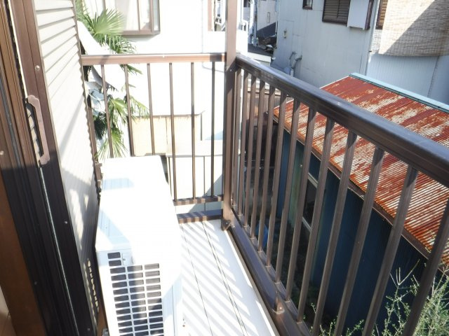 フラッツ・ニシムラのバルコニー