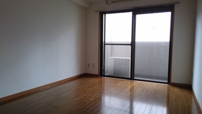 【居間・リビング】 | ドミ・エスポワール大濠公園Ⅱ | 別号室の写真になります。現況優先。