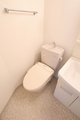 【トイレ】 | シャンポール福大 | 別号室の写真になります。現況優先。