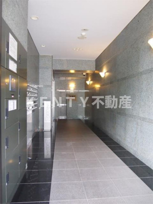 【エントランス】 | ルーブル東蒲田 | ゆとりのあるエントランスです