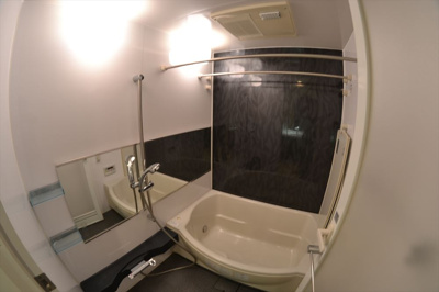 【浴室】 | フローライト南森町 | きれいなお風呂です