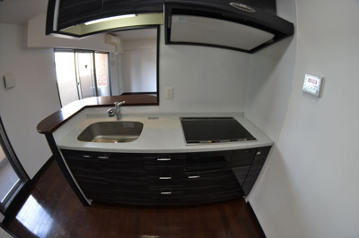 【キッチン】 | フローライト南森町 | きれいなキッチンです