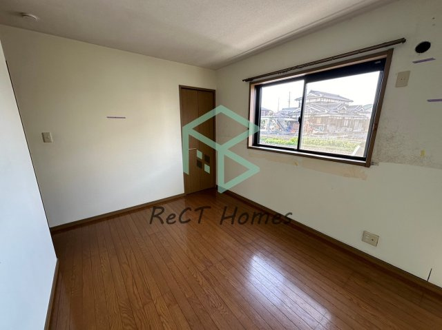 エスポワールイダ Ⅰ番館の居間・リビング