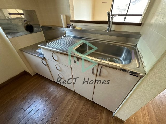 エスポワールイダ Ⅰ番館のキッチン