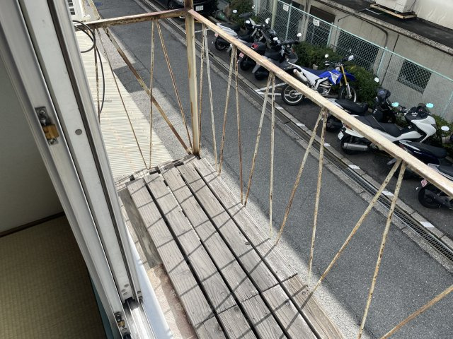 【バルコニー】