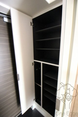 プレサンス梅田北ディアの玄関