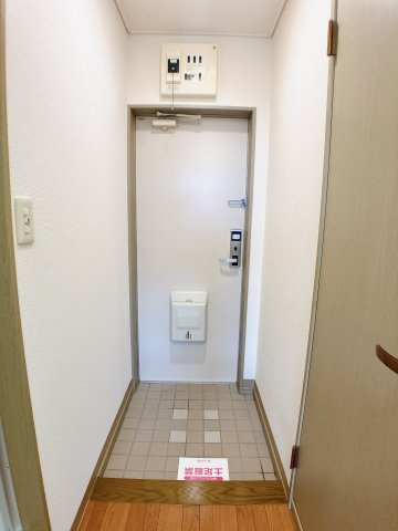 ウエストリバーの玄関