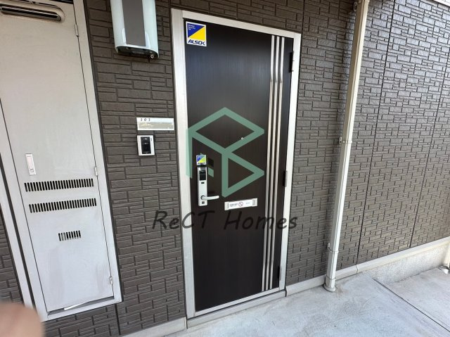 オークス下野田の玄関