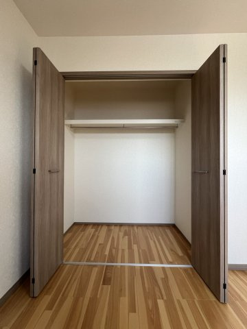 鏡町野崎戸建ての収納