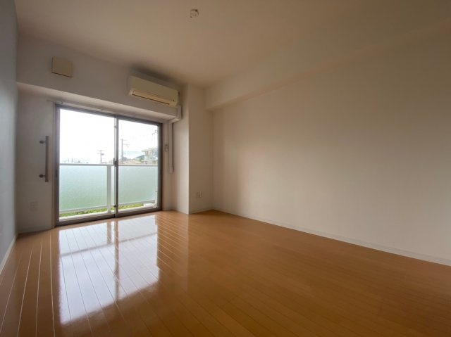 ビエラコート須磨の居間・リビング