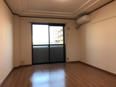 【寝室】 | グリーンフィールド弐番館 | 洋室9.1帖