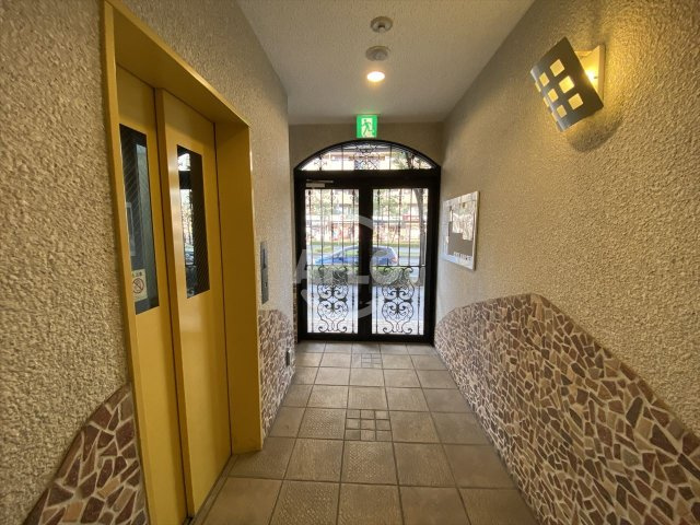 ミキハウス上本町のロビー|ミキハウス上本町　ロビー