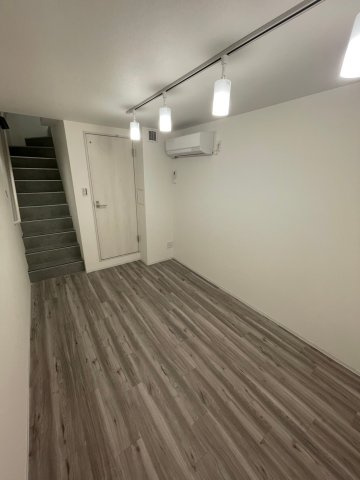 【寝室】 | 代々幡Base