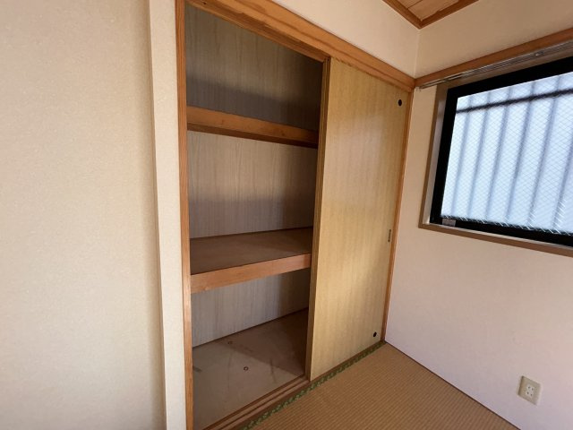 ブァンテージ淳　A棟の収納|和室の押入れ