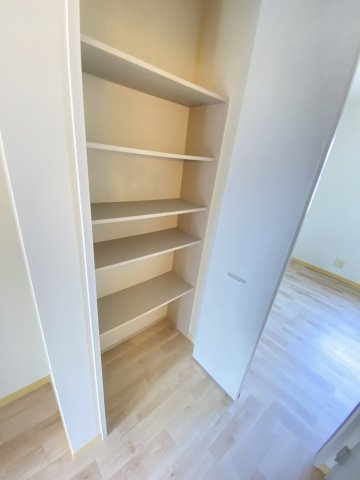ハイツヒナタの収納|ちょっとした収納スペースも充実しています