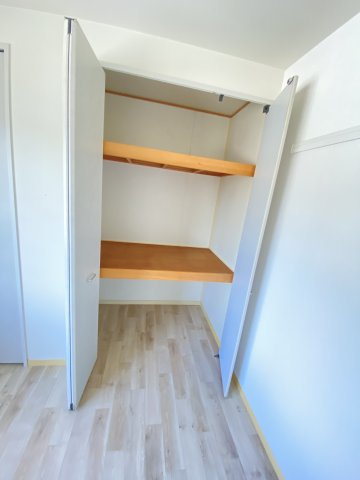 ハイツヒナタの収納|こまごまとしたものを収納できそうですね