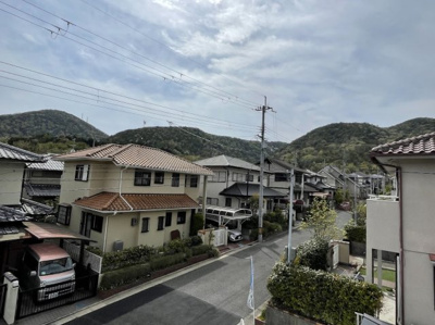 【展望】 | けやき坂２丁目　新築戸建 | 現地からの眺望（2024年4月）撮影
車の交通が少ないため静かな住宅地です。
近くには公園もあり、お子様のいるご家庭にオススメです(*^^*)