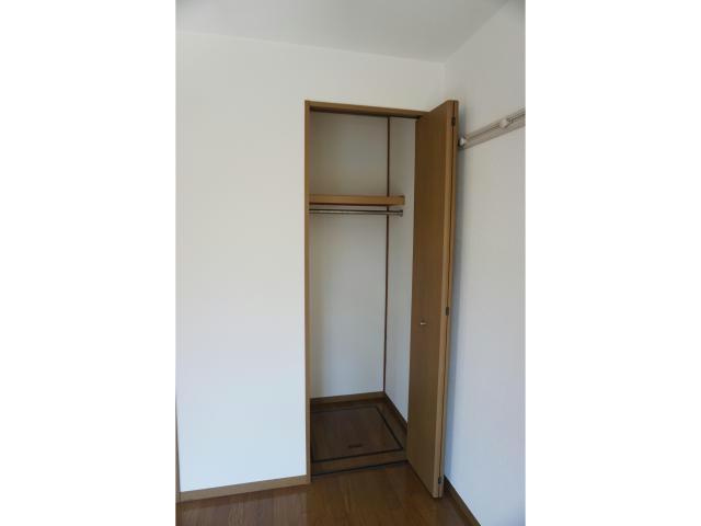 【収納】 | コーポバーモント | 同型別室の写真になります。