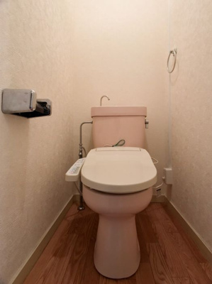 【トイレ】 | タイタス原 | 別号室の写真になります。現況優先。