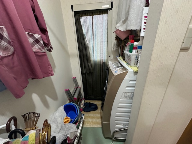 大阪市大正区南恩加島６丁目1-1のランドリースペース