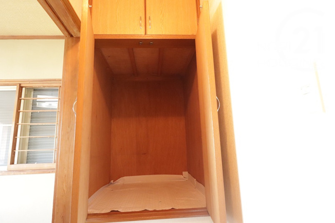 【収納】 | 武蔵村山市残堀1丁目　中古戸建 | 廊下収納付きです