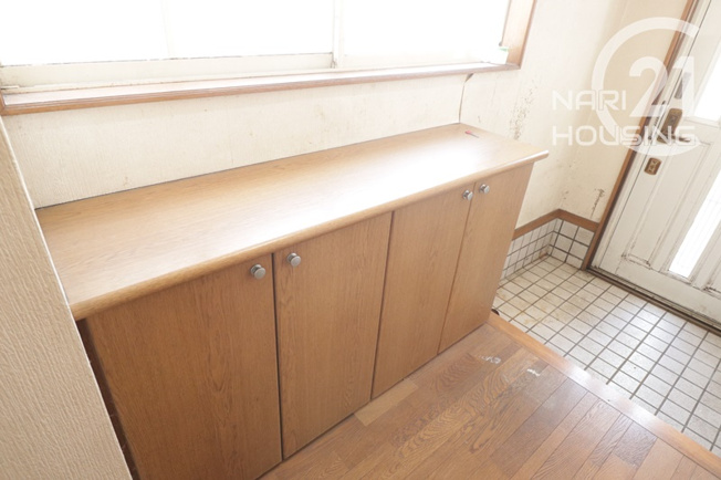 【構造・工法・仕様】 | 武蔵村山市残堀1丁目　中古戸建 | 玄関が片付くシューズボックス付き