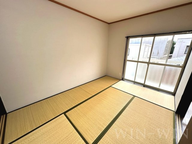 ウイングコート向山 Bの和室