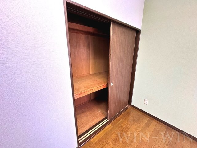 ウイングコート向山 Bの収納