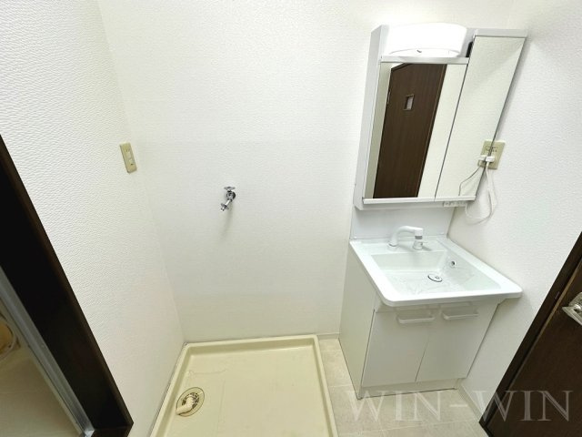 ウイングコート向山 Bの独立洗面台