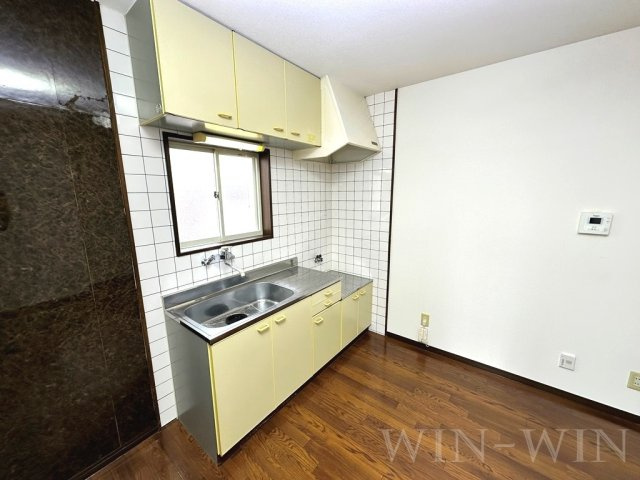 ウイングコート向山 Bのキッチン